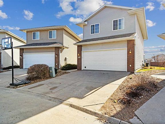 2nd image of 536 Sicily Ct