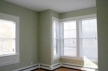 3rd image of 1598 Westminster St