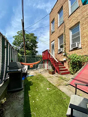 Rented by Corcoran | media 22