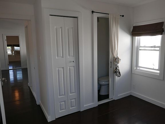 5th image of 15209 79th Ave Floor 2