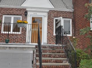 6023 60th Ave, Maspeth, NY 11378