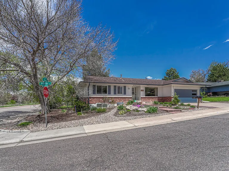 6905 E Hillside Pl — Photo 5