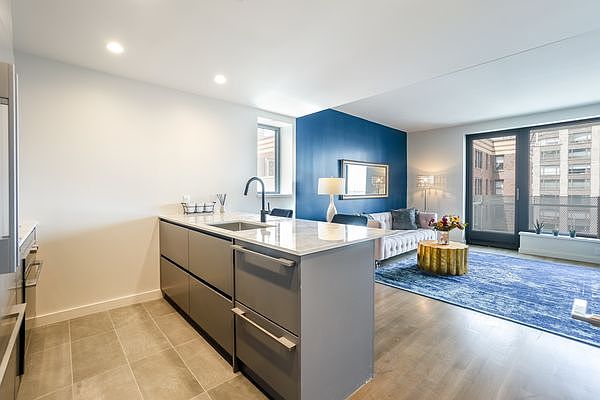 1st image of 515 E 86th St #1312