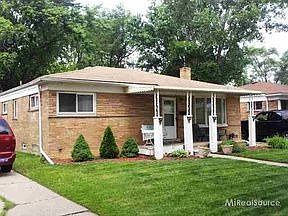 3rd image of 21321 Centennial St
