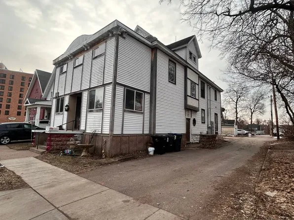 317 Earl St, Eau Claire, WI 54701