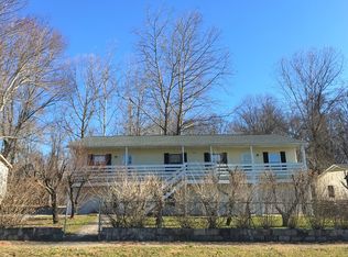 1226 Martin Cir #A, Hendersonville, NC 28792