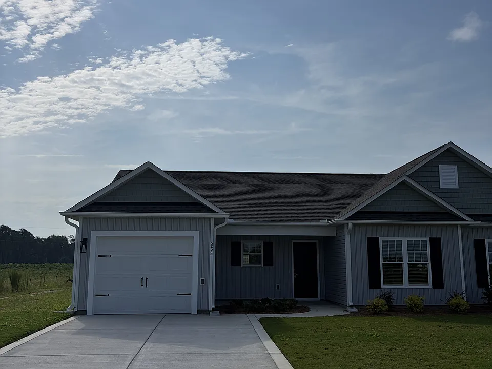 835 Middleton Rd