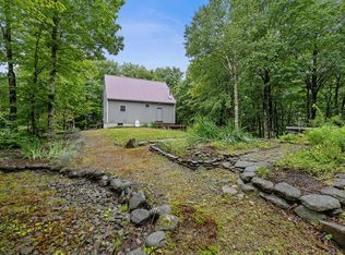 148 Lakeview Estates Rd, Pittsburg, NH 03592