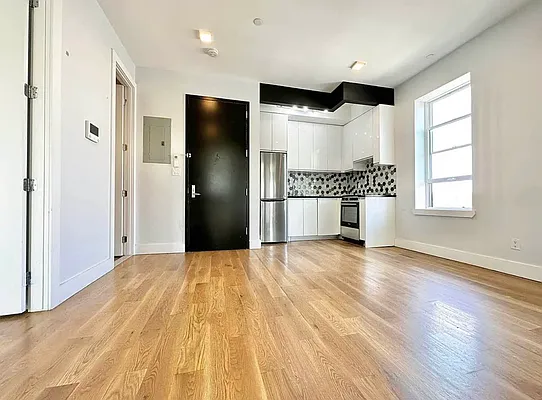 Rented by Doorway NYC, LLC | media 3