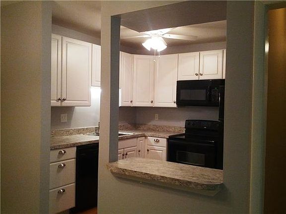 4th image of 5423 Golf View Dr APT A1