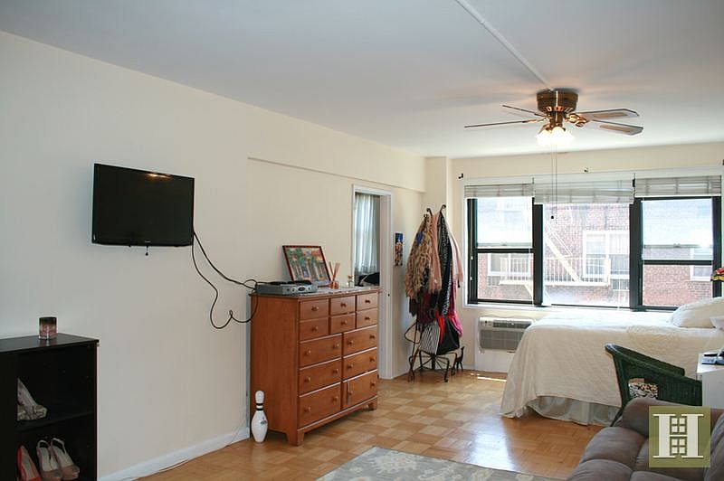 2nd image of 408 W 57th St APT 7O