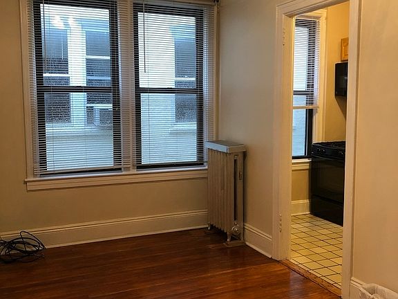 2nd image of 24-40 33rd St #3D