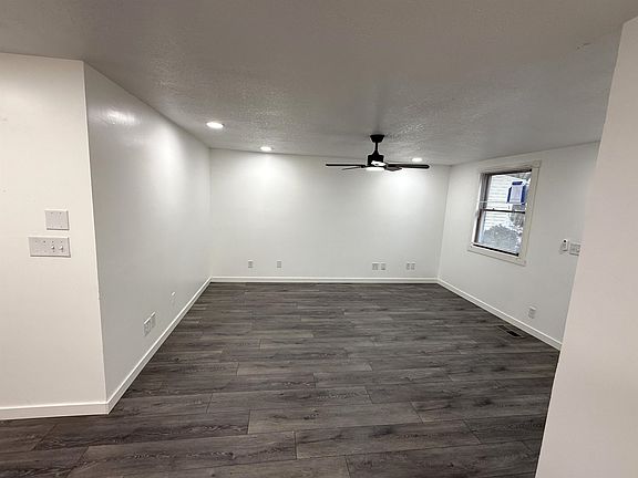 3rd image of 5709 Remington Dr