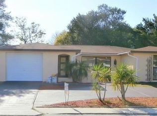 9023 Greenbriar Ln, Port Richey, FL 34668