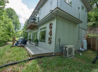 645 Horizon Hill Dr, Franklin, NC 28734