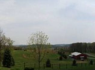 400 Texter Mountain Rd, Reinholds, PA 17569