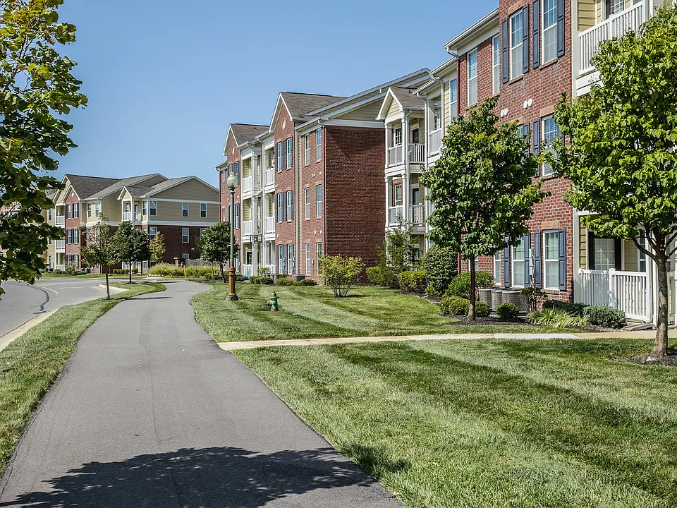 Bella Vista Apartments