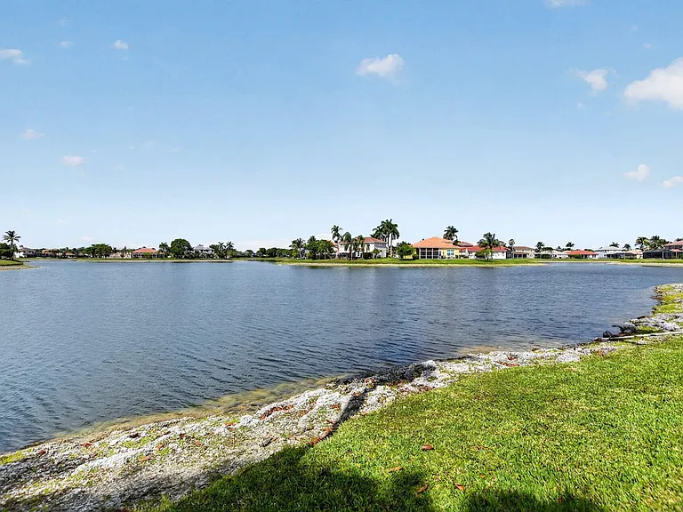 12466 Baywind Ct #12466 — Photo 40