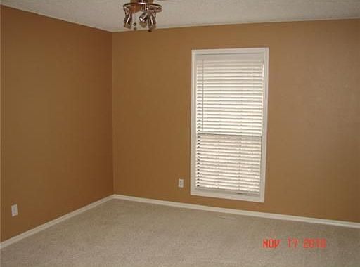5th image of 2504 NW Linebarger Ln