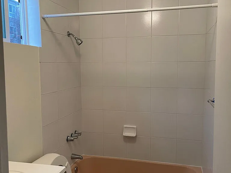 361 Waldo Ave #8 — Photo 9