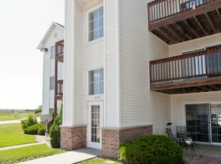 4517 1st Ave SW APT 10, Cedar Rapids, IA 52405