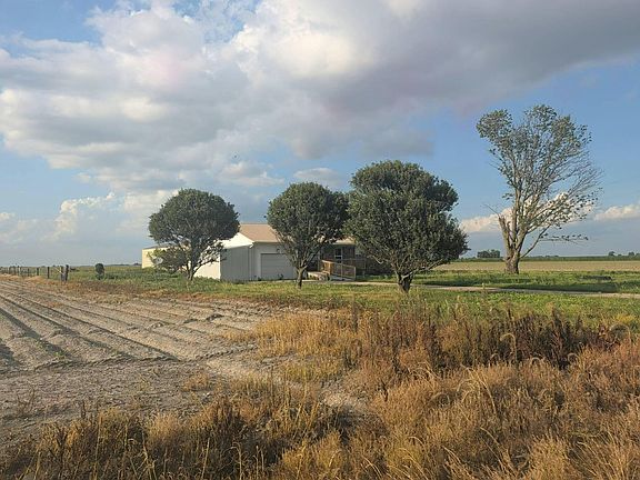 3rd image of 2112 County Highway 264