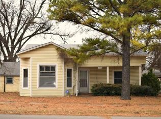 702 S 9th St, Chickasha, OK 73018