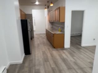 11050 Farmers Blvd #1, Saint Albans, NY 11412