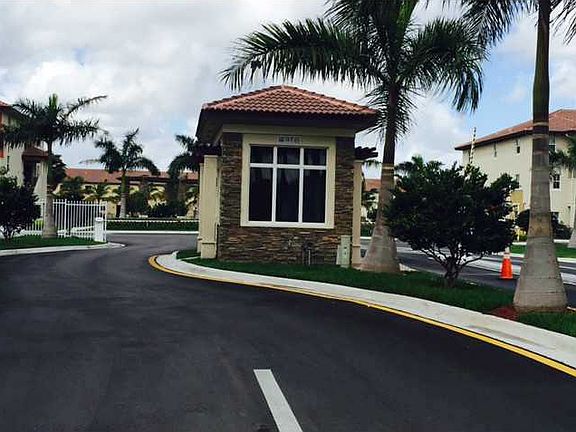 4th image of 8620 NW 97th Ave APT 107