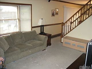 4th image of 70 Cottonwood Ln