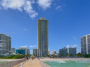 La Perla, Sunny Isles Beach, FL 33160