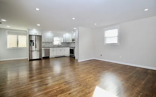2624 Herkimer St #2 Photo 1