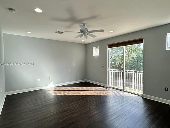 3rd image of 409 SW 5th St #1