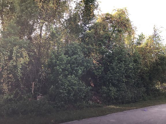 2nd image of 2126 El Campo Ave
