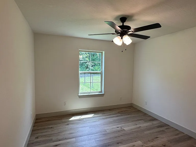 165 Mesa Dr — Photo 86