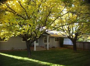 2301 Green Acre Rd, Redwood Valley, CA 95470