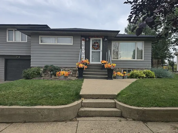 312 E St S, Glen Ullin, ND 58631