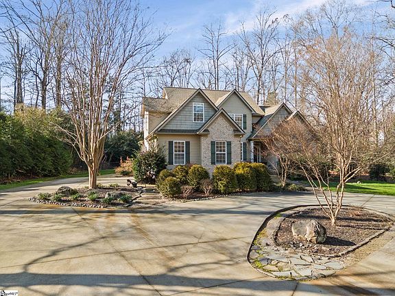 4th image of 204 Cove Harbor Ct