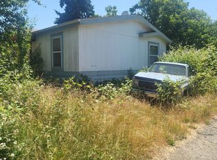 1447 S 6th St, Cottage Grove, OR 97424