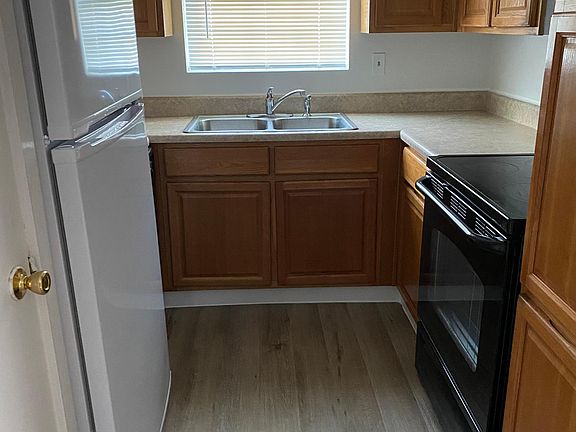 2nd image of 1558 Wilkes Ave