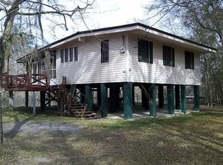 4236 3 R Fish Camp Rd, White Oak, GA 31568