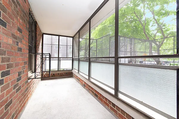 Sold by Qwest Residential Downtown LLC | media 3