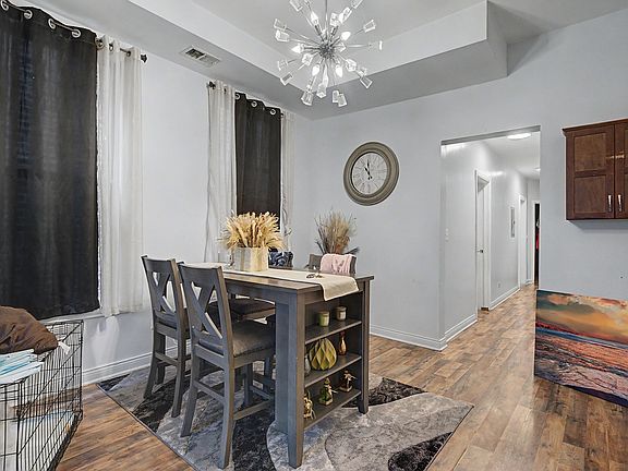 3rd image of 5406 S May St