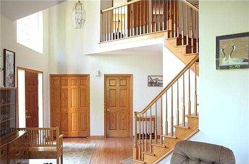 4th image of 1610 Meadowside Dr