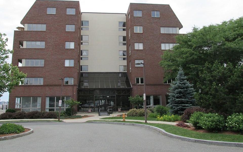 1st image of 154 Lynnway Unit 403