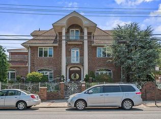 7325 14th Ave, Brooklyn, NY 11228