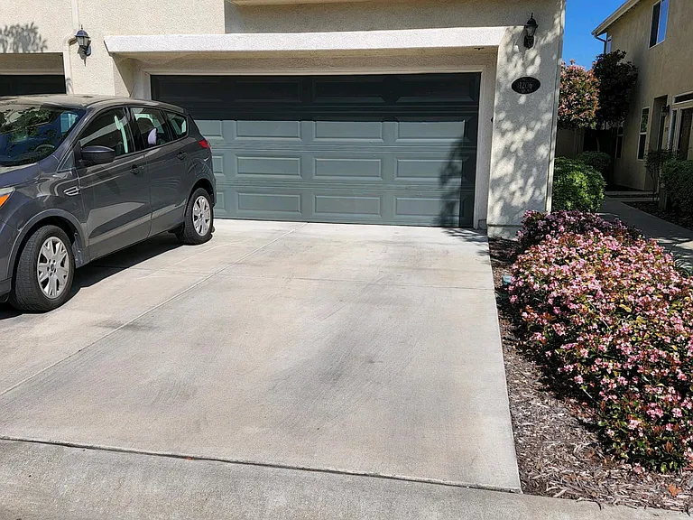 1206 Stagecoach Trail Loop — Photo 4
