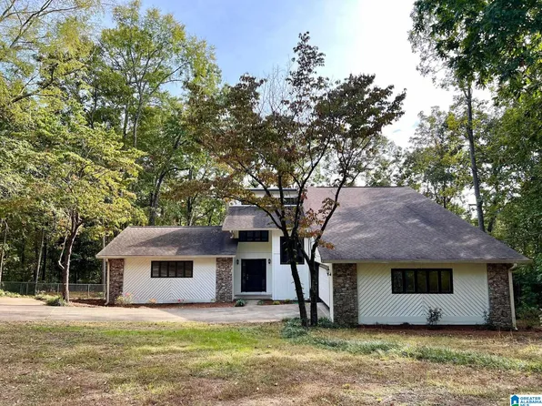 406 Sequoya Dr, Anniston, AL 36206