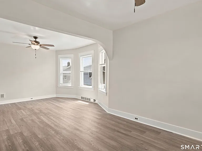 97-99 Fairview Ave #2 — Photo 10
