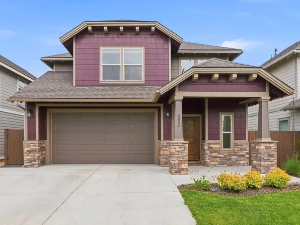 3024 NE Flagstone Ave, Bend, OR 97701